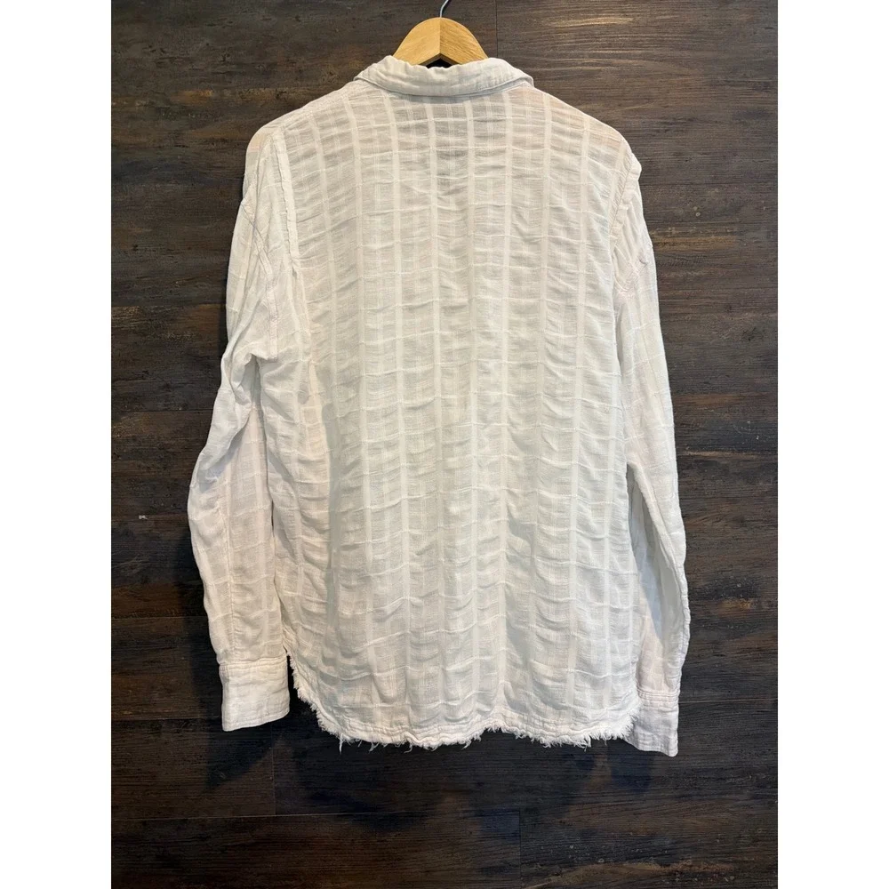 Free People White Textured Gauze Button Down Shirt Raw Hem Boho OB900564 Size M